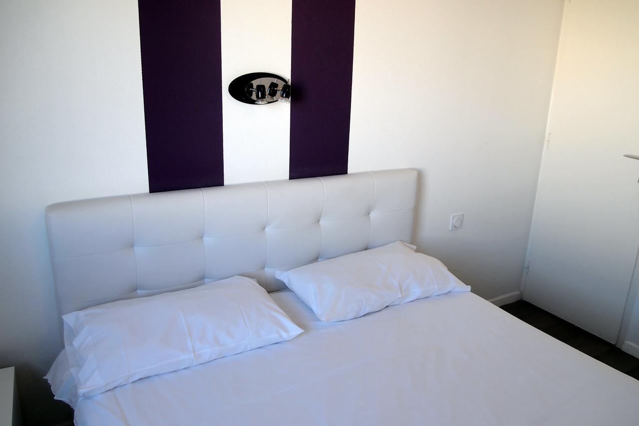 Hotel Le Rohu Sene ภายนอก รูปภาพ